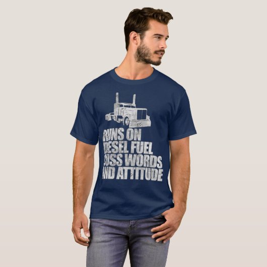 ディ走ーゼル燃料おもしろいことわざトラック運転員 Tシャツ (正面フル)