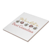 デイジーおよびバラの世界で最も最高のな祖母のギフト タイル (側面)