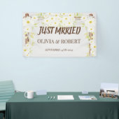 デイジーたった今結婚しました結婚式の木製フローラ 横断幕 (トレードショー)