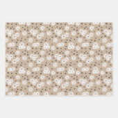 デイジーとドット – トープ、白黒 ラッピングペーパーシート (正面)