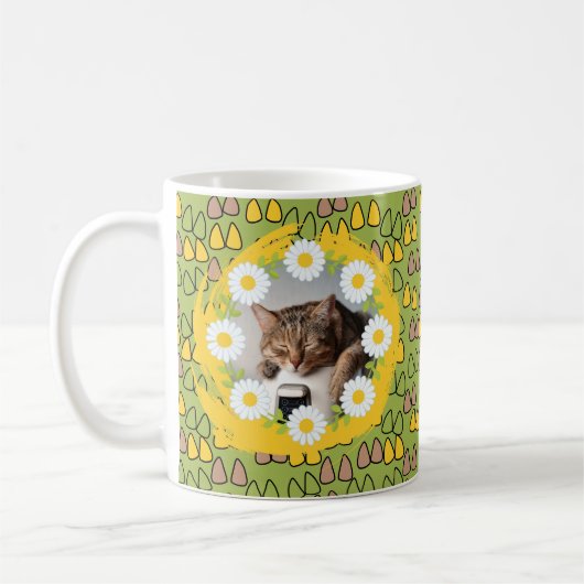 デイジーと猫の耳が緑のコーヒーキャットに コーヒーマグカップ (左)