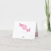 デイジーと蝶の花びらピンクのノートカード カード (裏面)