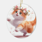 デイジーの花冠をかぶった遊び心あふれる子猫 セラミックオーナメント (左)