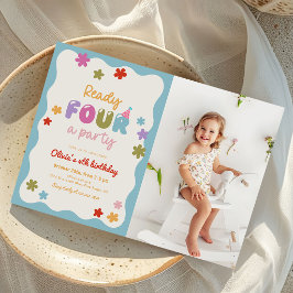 デイジーの花 カラフル 4歳の誕生日パーティーの写真 招待状