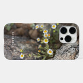 デイジーの野の花と石のカスタムiPhoneケース iPhoneケース (裏面横)
