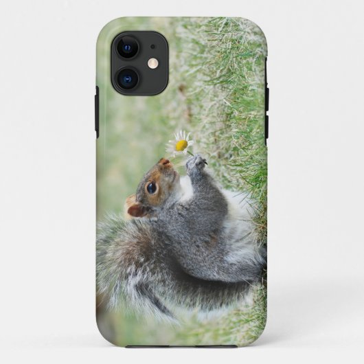 デイジーを持つ微笑のリス Case-Mate iPhoneケース (裏面)
