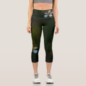 デイジーオンダークグリーンフローラ カプリレギンス (正面)