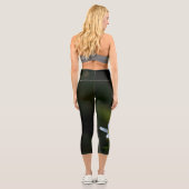 デイジーオンダークグリーンフローラ カプリレギンス (裏面)