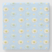 デイジーパターン（淡い青の背景） ストーンコースター (正面)