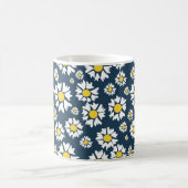 デイジーパターン、白いデイジー、名前 コーヒーマグカップ (中央)