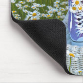 デイジーブーケインパープルスニーカー マウスパッド (コーナー)