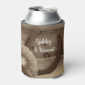 デイジーホースシューウェスタンウェディング日付を保存 缶クーラー (缶正面)
