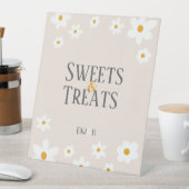 デイジー1thバースデースイーツ&トリートサイン 台座サイン (インサイチュ)