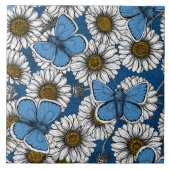 デイジー、白い野生の花と青い蝶 タイル (正面)