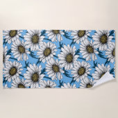 デイジー、青い花の野生の花 ビーチタオル (正面)