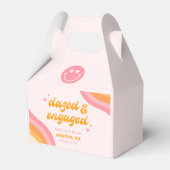 デイズド&婚約したピンク&オレンジバチェロレッテ フェイバーボックス (裏面サイド)