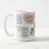 デイリーやる気を起こさせるリマインダー引用文ボタニカルシック コーヒーマグカップ (左)