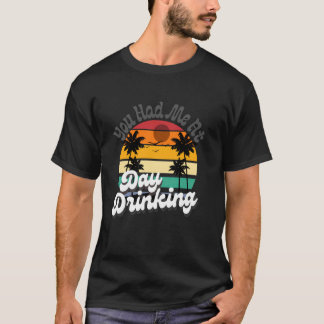 デイ・ドリンキングで恋に落ちた ビーチ レトロ おもしろ Tシャツ