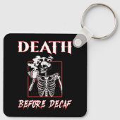 デカフ前の死 キーホルダー (裏面)