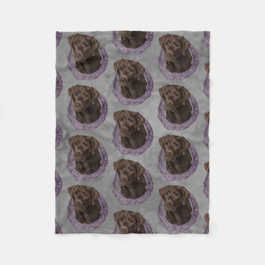 デクスター – Chocolate Lab フリースブランケット (正面)