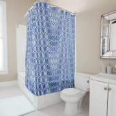 デコエジプトのモチーフ – コバルトブルーとホワイト シャワーカーテン (インサイチュ)
