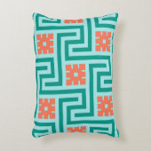 デコギリシャ鍵、ターコイズ、アクアとサンゴ アクセントクッション (正面(垂直))