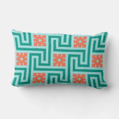 デコギリシャ鍵、ターコイズ、アクアとサンゴ ランバークッション (裏面)