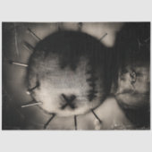 デコプページ不気味なステッチされたゴシック様式のブードゥー人形 薄葉紙 (正面)