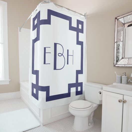 デコモノグラムホワイトネイビーブルーギリシャ鍵 シャワーカーテン (インサイチュ)