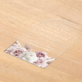 デザイナーアーチ赤面バラ&ホワイトフローラ結婚ズ アクリル招待状 (レイダウン)