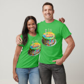 デザインブリッズデイケーキカラーデザインメンズTシャツ Tシャツ (ユニセックス)