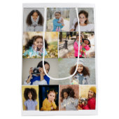 デザイン独自の11フォトコラージュ ミディアムペーパーバッグ (裏面)