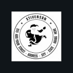 デザイン自分の名前アドレスSanta Christmas Stamp ラバースタンプ<br><div class="desc">フォントカスタム/選択カラー – デザインサンタクロースと家族の名前と独自のクリスマススタンプを追加文字/住所 – 通り、大学、州またはその他の情報/写真/QRコード/その他 – サイズ変更と削除/文字を追加/カスタマイズツールでフォント/サイズ/色を選択 – あなたのスタンプを作ユニークる！メリークリスマス – Be Happy :) by MIGNED</div>