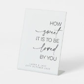 デザートテーブルの看板 – 愛される甘さ 台座サイン (正面)