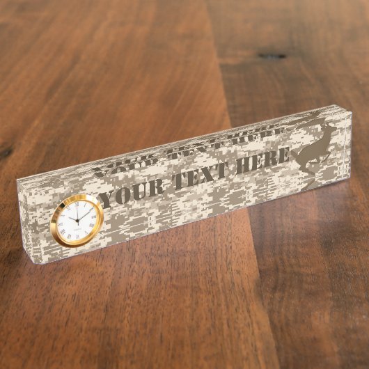 デザートデパーソナライズされたジタルカモフラージ鹿迷彩柄 デスクネームプレート (側面)