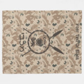 デザートマカビーシールドと槍 フリースブランケット (正面(横))