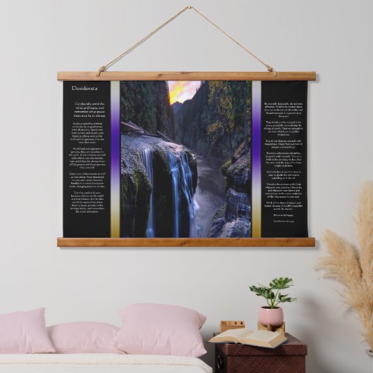 デシデラタマウンテンバレーウォータフォールズ 吊り下げ型タペストリー (寝室)