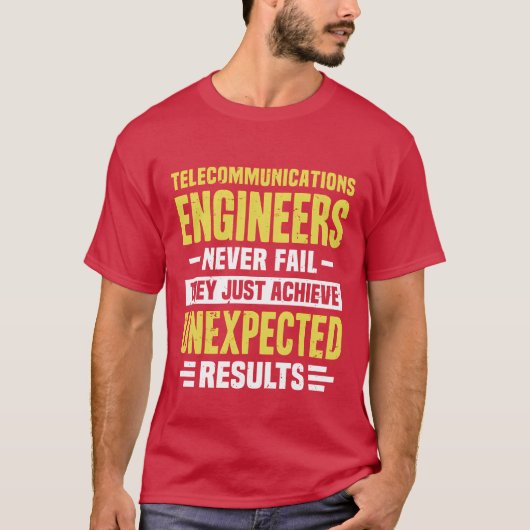 デシ出身の電気通信エンジニア エンジニア おもしろ Tシャツ (正面)