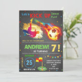 デジタルサッカーの誕生日パーティーをパーソナライズ 招待状 (スタンド正面)