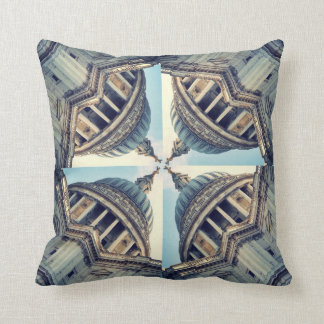 デジタル芸術のコラージュの建物のクッション クッション