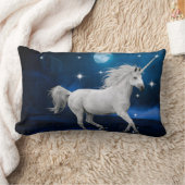 デジタル芸術のプリントの月光のユニコーンの枕 ランバークッション (ブランケット)