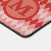 デスクマット – アーガイルモノグラム付き赤のパターン (コーナー)