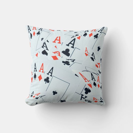 デスティニーのデッキ：トランプのポーカー・シャッフルのレイヤード・エース クッション (正面)