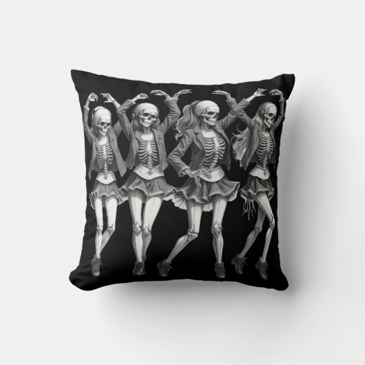 デス・ウィメンズ・ダンス クッション (正面)