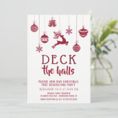 デッキホールクリスマスツリーのトリミングのパーティーの赤 招待状 (スタンド正面)