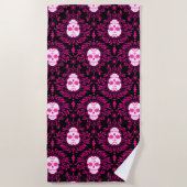 デッドダマスクピンクオンブラックシュガースカルビーチタオル ビーチタオル (正面)