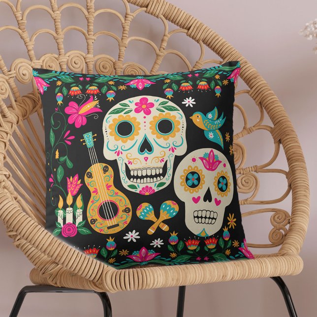 デッド・アート・シュガー・スカル アウトドアクッション (Day of the Dead Pillow with Mexican theme and sugar skulls from my Dia de los Muertos collection)