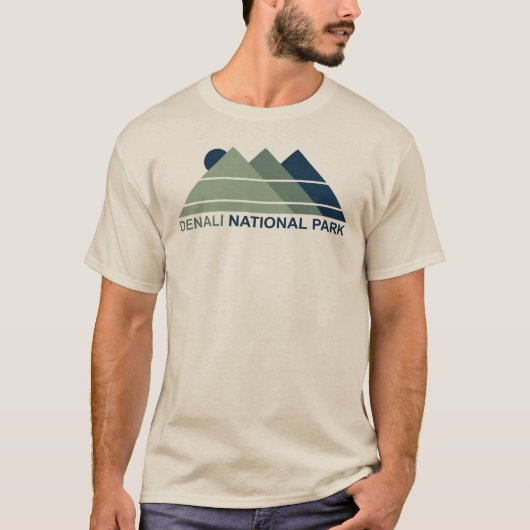 デナリ国立公園の山と太陽 Tシャツ (正面)