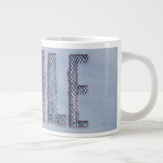 デニムでスマイルを擦り切った ジャンボコーヒーマグカップ (右)