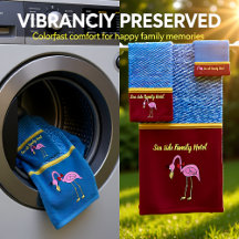 デニムのテクスチャを持つロマンチックなピンクのフラミンゴ。レッド